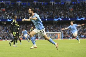 他直接参与250粒进球，梅西后首人！