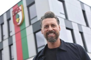 如愿执教德甲球队 瓦格纳入主奥格斯堡