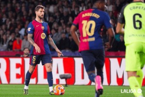 豪门悲喜夜：曼城2-1绝杀维拉重返前3 巴萨狂轰40脚1-0 巴黎1-1